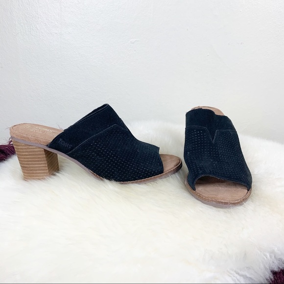 Toms Shoes - Toms Suede and Block heeled mule